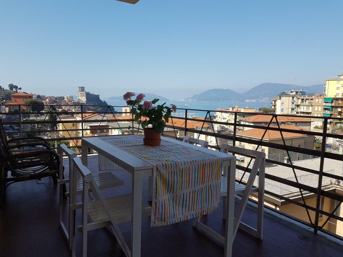 Il Terrazzo Sul Castello Lejlighed Lerici Eksteriør billede